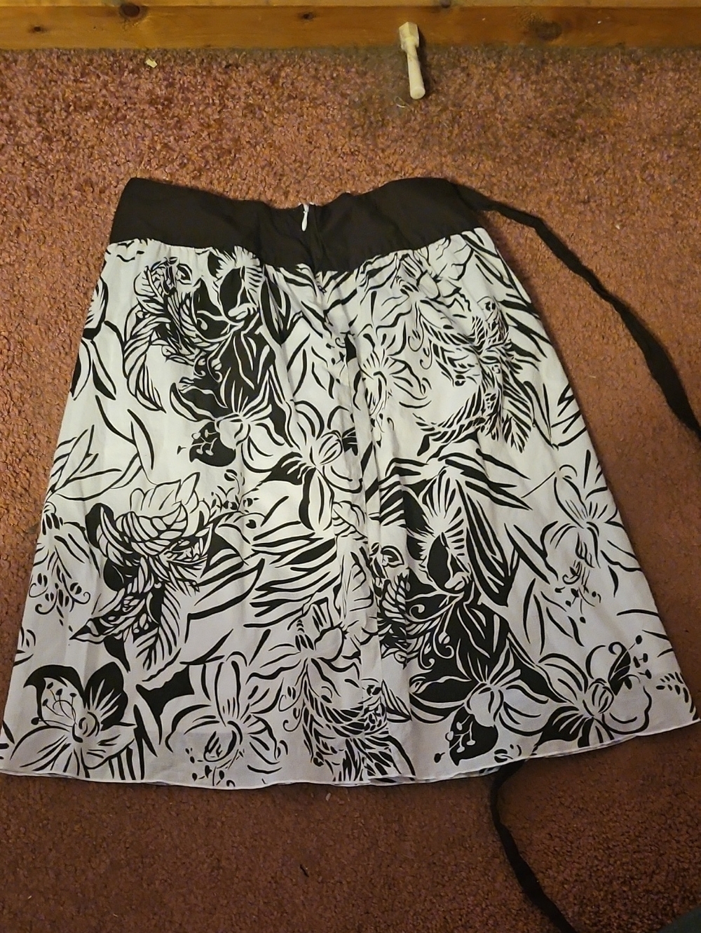 I.N. San Francisco Black and White Floral A-Line Skirt with Waist Tie
